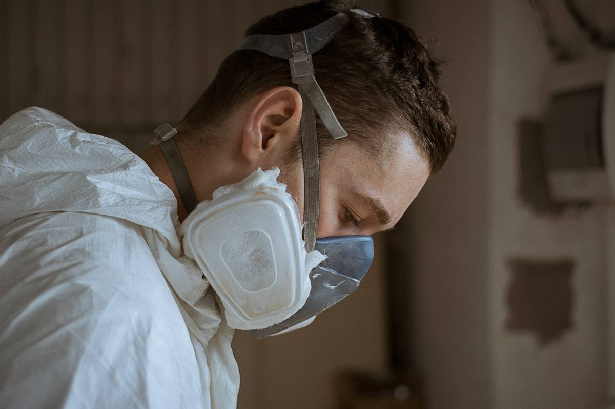 Mask for Construction Dust: 7 Essential Tips to Avoid Painful Mistakes